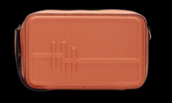 detail kabelka přes rameno Hispanitas BV253840 Červená