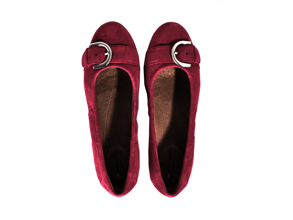 detail dámské baleríny CLARKS 26135565 Červená