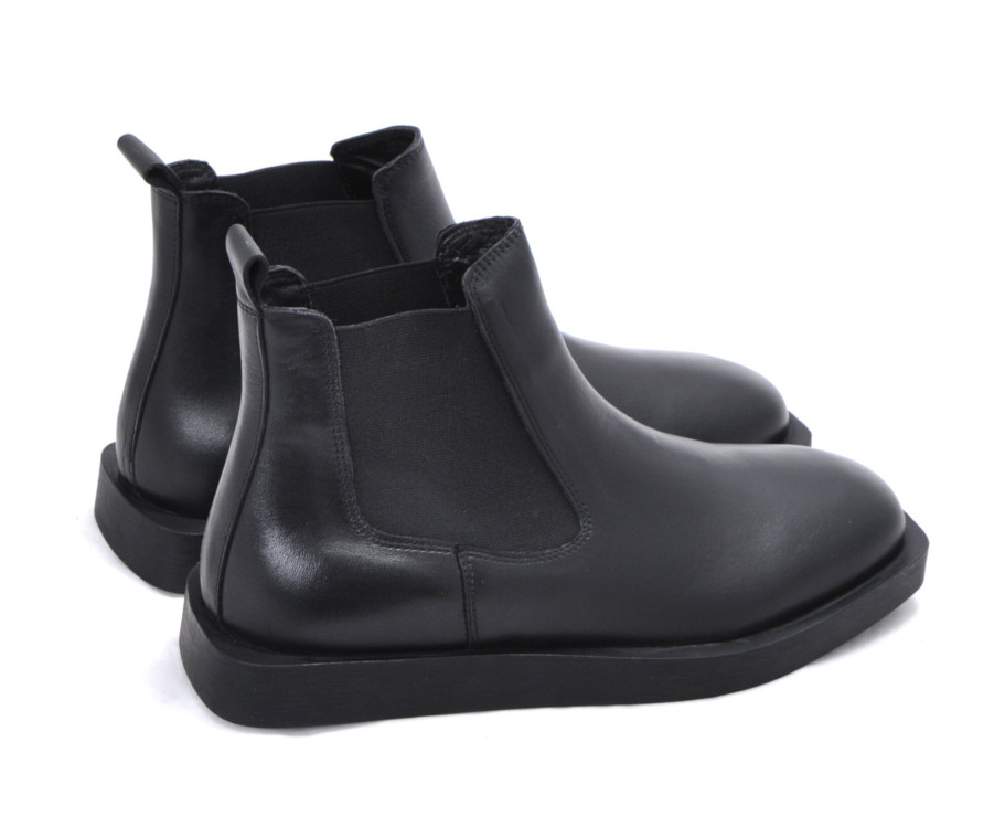detail chelsea kotníková obuv MOLLY BESSA 426 6001-01 Černá